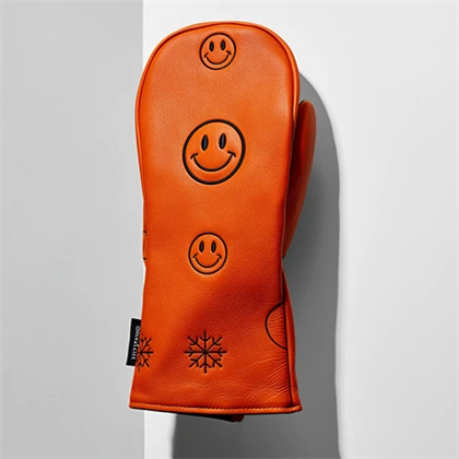 Disseny de capçalera i logotip de la portada del club de golf i del logotip